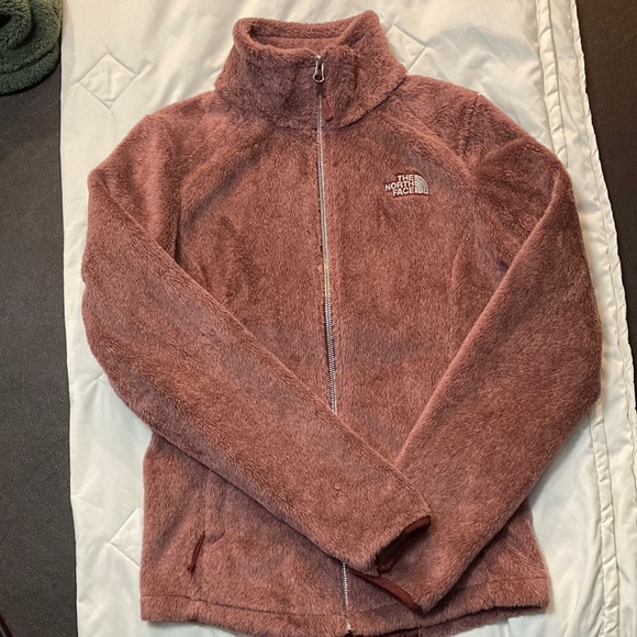 So good I had to share! Check out all the items I'm loving on <a href="/Poshmarkapp/">Poshmark</a> #poshmark #fashion #style #shopmycloset #victoriassecret #express #thenorthface: posh.mk/HfGHIT9soBb