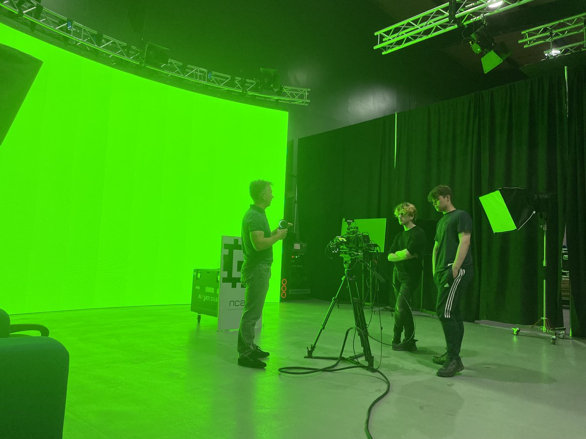 recodestudioxr's tweet image. Fantastic work from Woody, a student at @Knutsfordac who is here with us on work experience this week.. the future is bright and we hope to be welcoming him into the #virtualproduction industry soon!