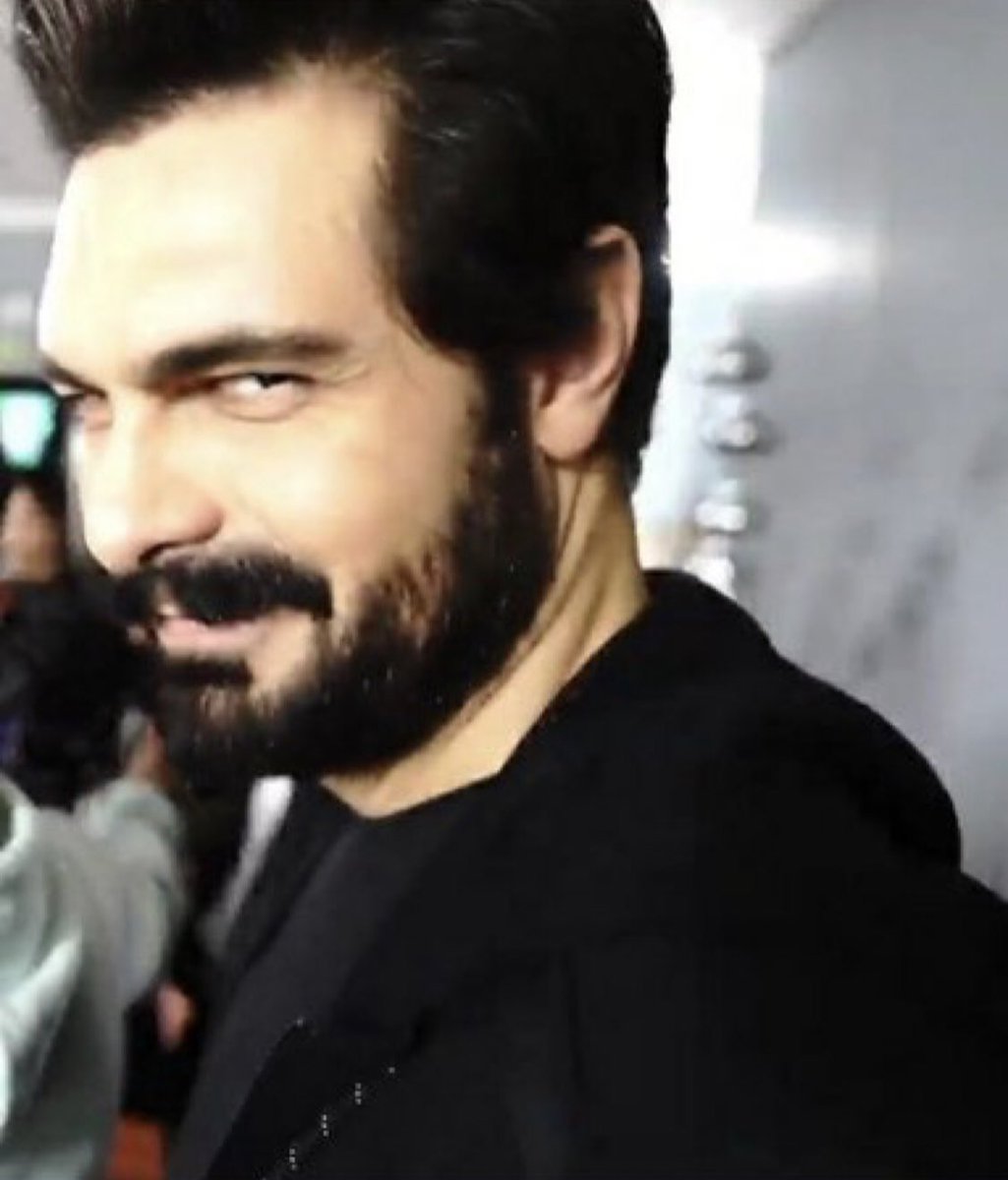 mrceyhannn's tweet photo. bu beyefendi bir fotoğrafçı ile takipleşmiş. görsel bir şölen bizi bekliyor diyebilir miyiz? 🤤

#HalilİbrahimCeyhan https://t.co/ypjomK6zQ4