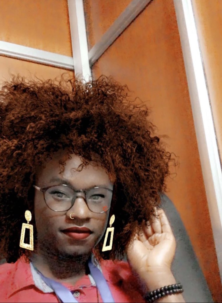 genoeric1's tweet photo. Ladies at work be like:
Having a tough day that I forgot to do my makeup , #WomanofValor, #Xoxo, #MenAreTrash, #TeamNakyo https://t.co/LjDCYpUYV1