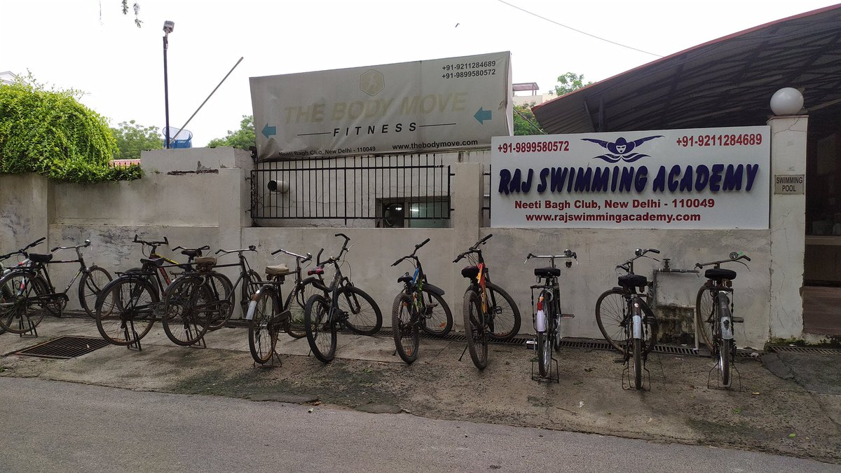 There are no cyclists in #South #Delhi. We invite you to tag a photograph of #cycle #parking, with the time and location in this thread.