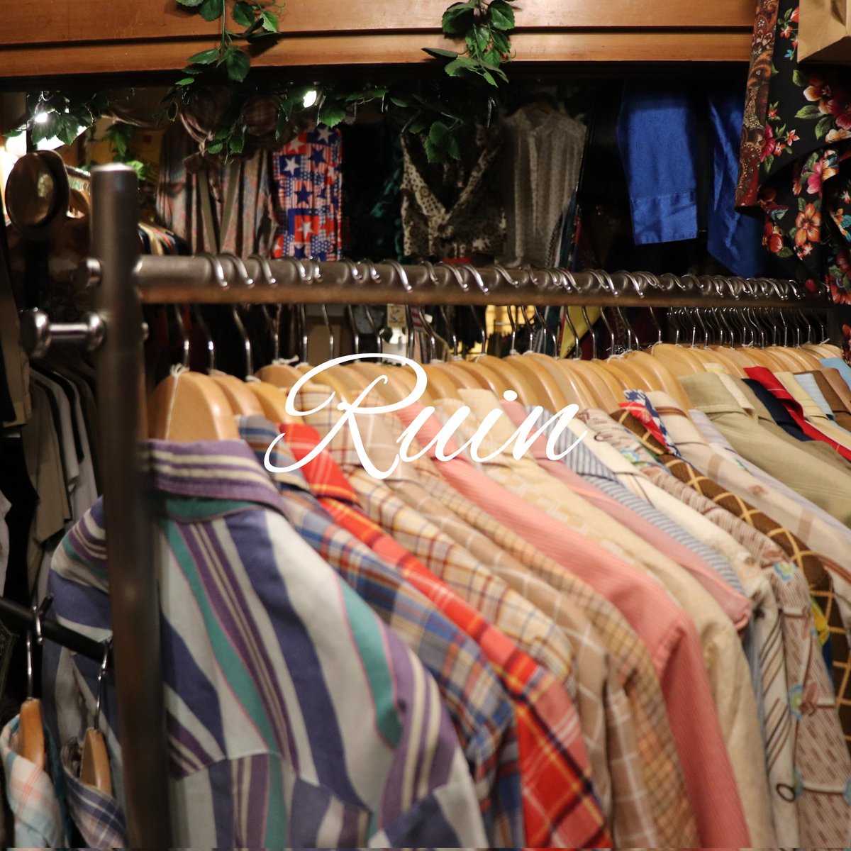 RuinSelectshop's tweet photo. 古着屋 Ruin OPEN 15:00～22:00
大阪市北区天神橋5丁目8-9山武ビル2F #ruin #used  #夏服 
#mensfashion #ladysfashion #夏アイテム #古着 #ヴィンテージ #レトロ #ファッション #フリクロ #大阪 #天満 #天六 #天神橋筋六丁目 #中崎町 #大阪古着屋 #天満古着屋 #天六古着屋 #osaka #古着屋 #夏物 https://t.co/2Cj9f7IZPv