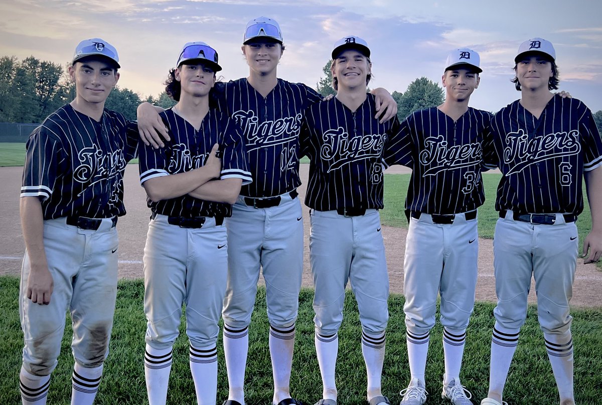 🍀🐅⚾️💥Bringin the BOOM in tonight’s 14-5 W at Olentangy Berlin! DTE: 16 hits, incl 5 doubles (LtoR): Mason Blair (PickCentral’26), Ennis Modie (Marysville’26), James Baughman/Ryker Basom (Coffman’26), Keaton Zech (BloomCaroll’27). Triple by Kamden Conville (CentralCrossing’26).