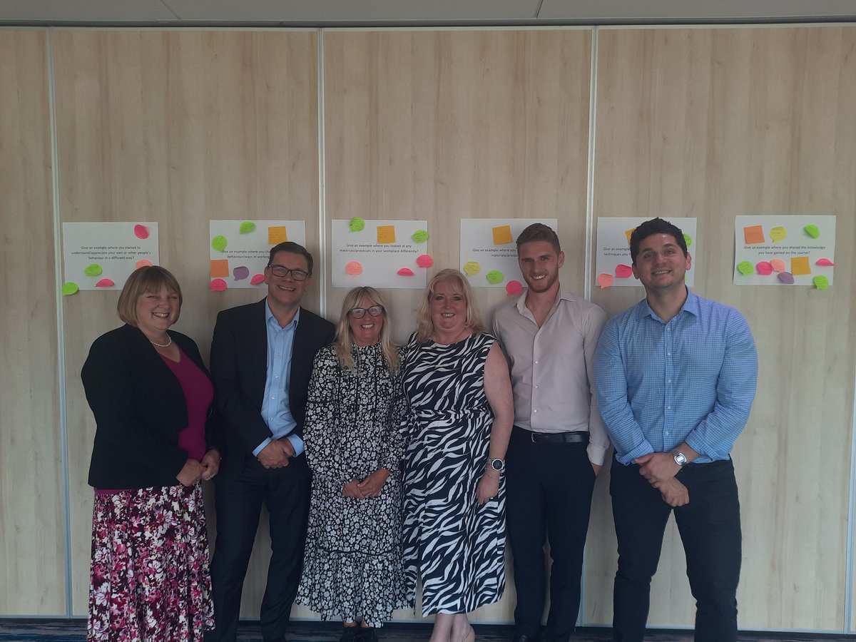 TraceyT40927607's tweet photo. Congratulations to the South Yorkshire Behavioural Science Academy candidates on their graduation. I'm so excited to see their behavioural science projects make a real difference to the people of South Yorkshire. https://t.co/1h9PUIsLwJ