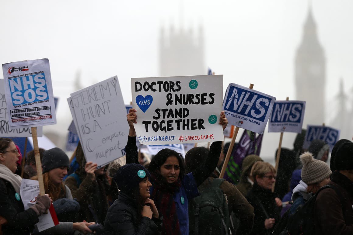 AmeliaRocket1's tweet photo. #supporttheworkers https://t.co/iYdWEJLbyl