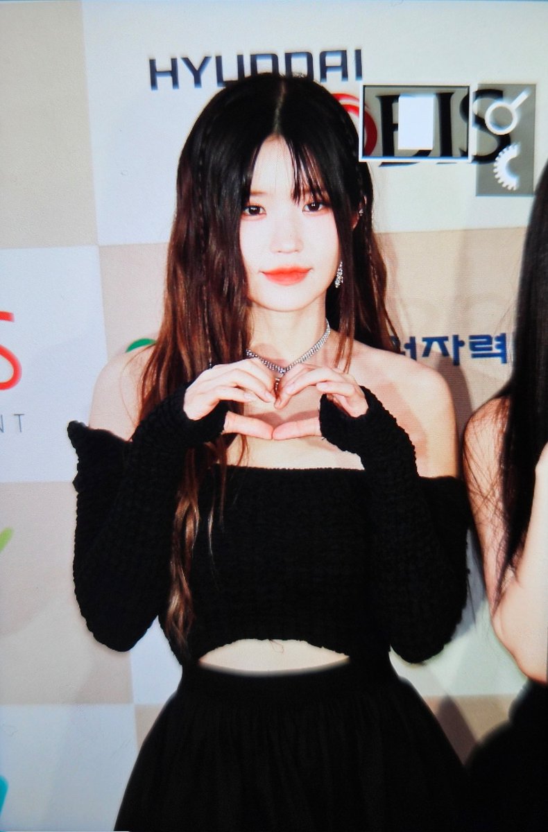 hibread970929's tweet photo. 230713 프리뷰

#프로미스나인 #fromis_9 #송하영 #hayoung #ハヨン https://t.co/elo8ScQFkE