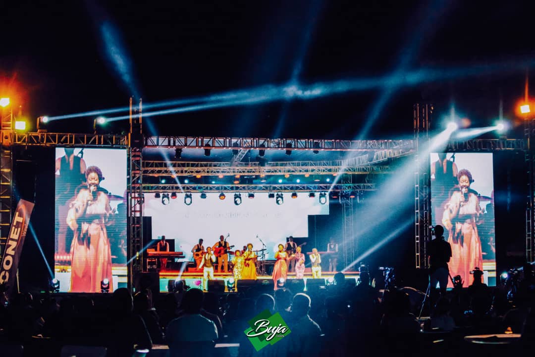 bujaevents's tweet photo. Des écrans à la hauteur de vos évènements... Choisissez #BujaEvents !

#BurundiHimbazaFestival #TakeTheLead https://t.co/O1o68kT6hC