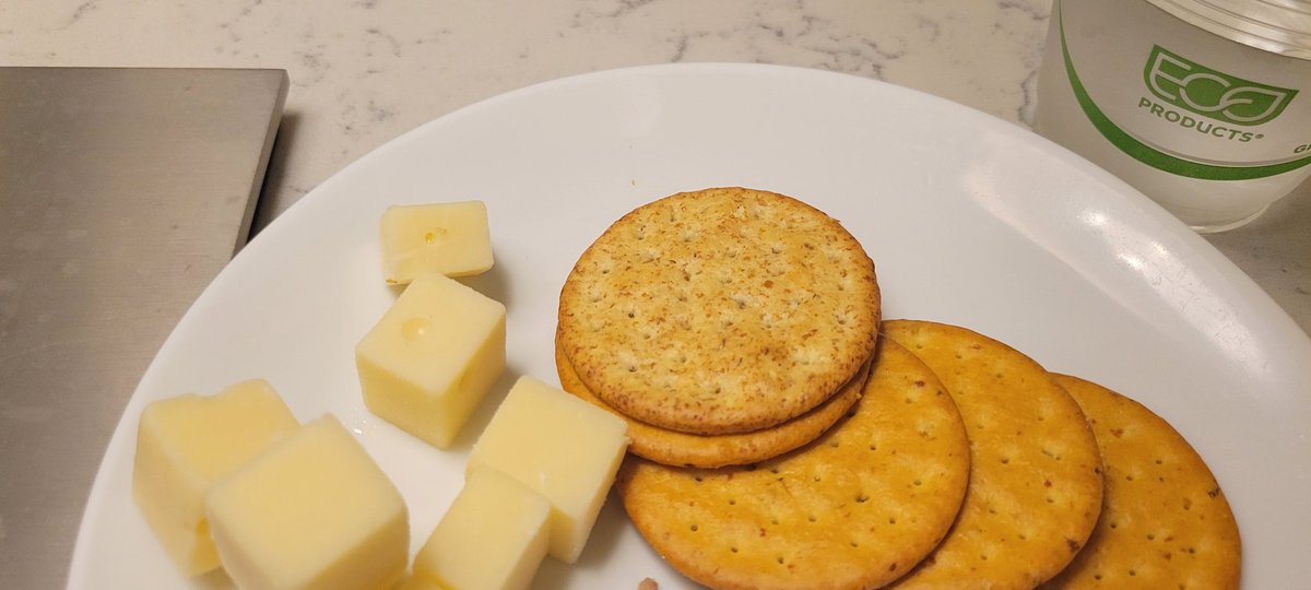 In an effort to achieve a more desirable cheese to cracker ratio- i am reduced to this.
Why can't buffets just match the cheese to the crackers?
#cheesefail