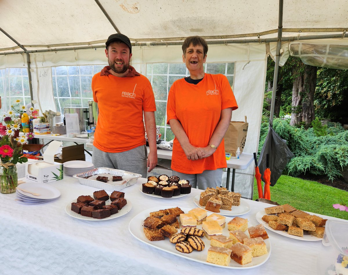 FlowerPodReach's tweet photo. A huge thank you to all who helped providing refreshments and plant sales at Caunton Manor Open Gardens this weekend -  you helped us raise over £1,500! Thanks to all the cake bakers and everyone who gave up their time to help or pop by to enjoy a slice of cake and a cup of tea! https://t.co/V5I2NuvnSe