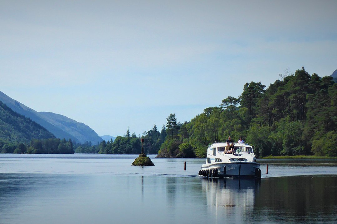 Ever dreamed of going on a boating vacation in the Scottish Highlands? 🛥️🏴󠁧󠁢󠁳󠁣󠁴󠁿
Make it a reality in 2024! 😍⛰️
Learn more: hubs.li/Q01Xtsvg0
#DreamingBig #ScottishHighlands #ExploreUK #LoveLeBoat #HolidayInspo #Spring2024 #Summer2024