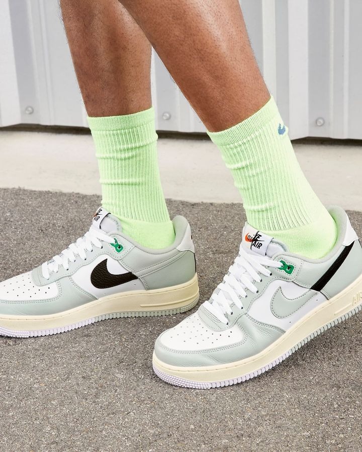SNEAKERSMAG's tweet photo. #liveearly 2x Air Force 1 Split Pack via Nike!

https://t.co/5X77IqIn0o https://t.co/q8dgD3OLu5