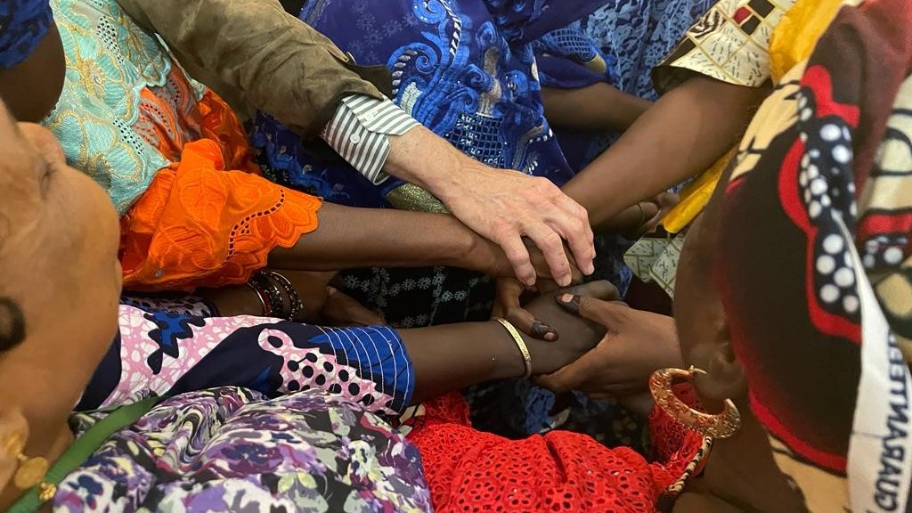 FBAFolke's tweet photo. FBA and UN Women are working together to support a mediation training program for women in Mali. This initiative, ambassadrices de paix, aims to foster peaceful conflict resolution and enhance women's participation in mediation efforts.
#inclusion #peacework @UNWOMENSweden https://t.co/I8mj7DXhXO