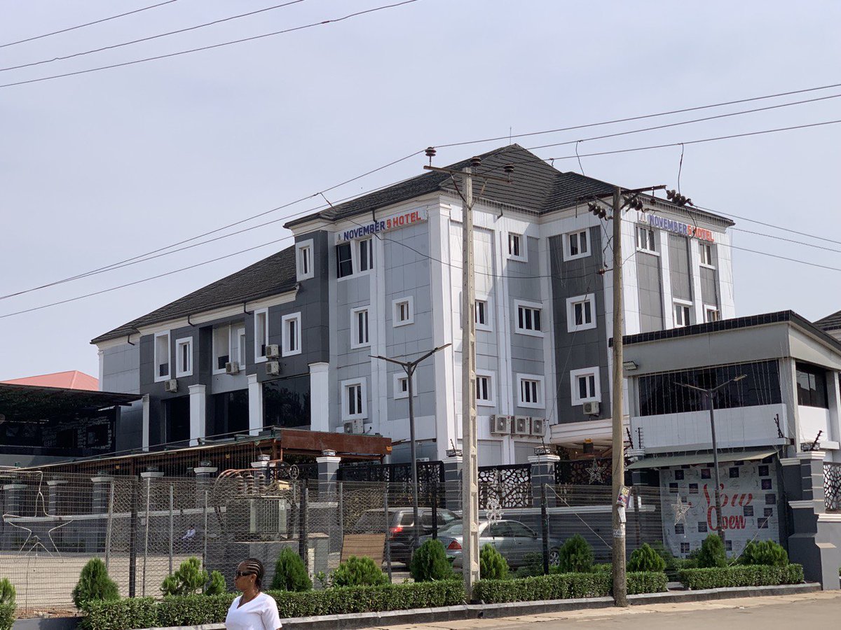 dezzyworldmulti's tweet photo. Also with 5m your building facades will look this extraordinary be it Hotel, Hospitals, Homes, Offices, Store or Shops and Container Houses. https://t.co/rR4zqFtEF0