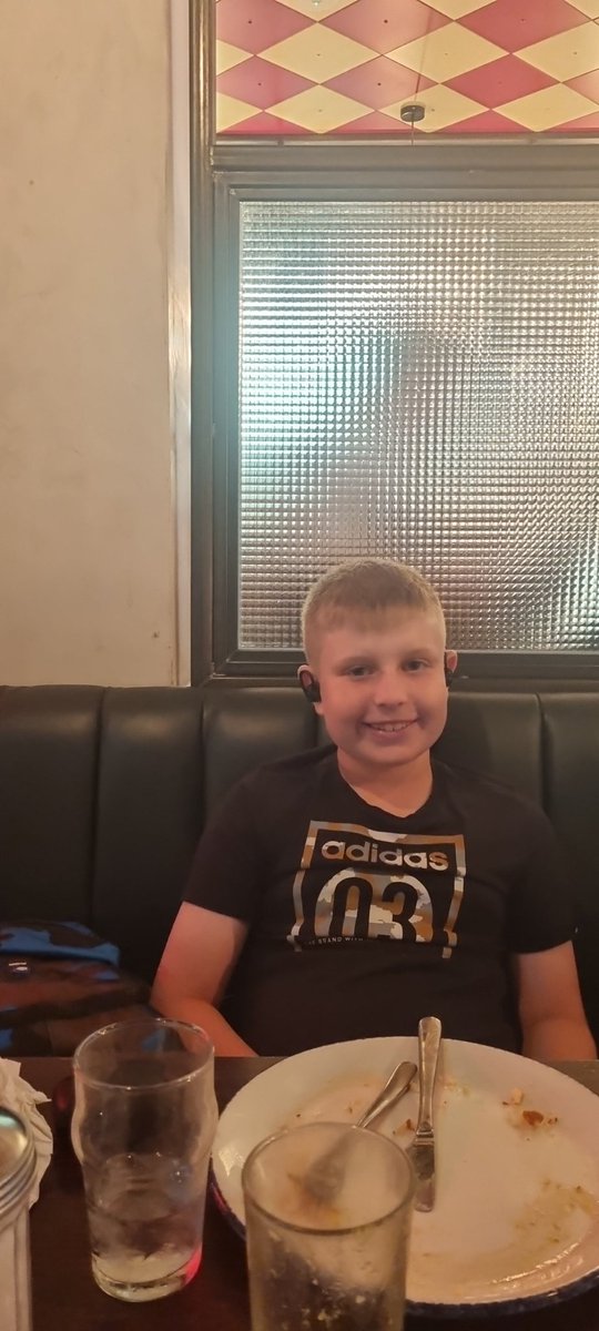 Sebastian tweet media