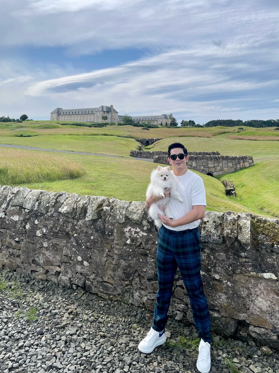 LMJAdventure's tweet photo. Look at the Grand and Majestic Fairmont Hotel St. Andrews! Breathtaking! 

Yes! I don't have many photos, It’s mostly Blue Pandas. Been busy doing the shoot 😂 

Speaking of, Part 2 of the Scotland Travel Vlog will be out tomorrow, Friday 14/07 🎂🎁🎊 #LMJ37 https://t.co/YPHR4EROR3