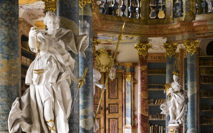 CasaLettori's tweet photo. Come una stella che vaga solitaria
Risplenderà il canto tuo di fiaba
All'orlo delle mie notti malinconiche

Hesse

Biblioteca del Monastero di Wiblinger Germania https://t.co/Ws5LE2SQpU