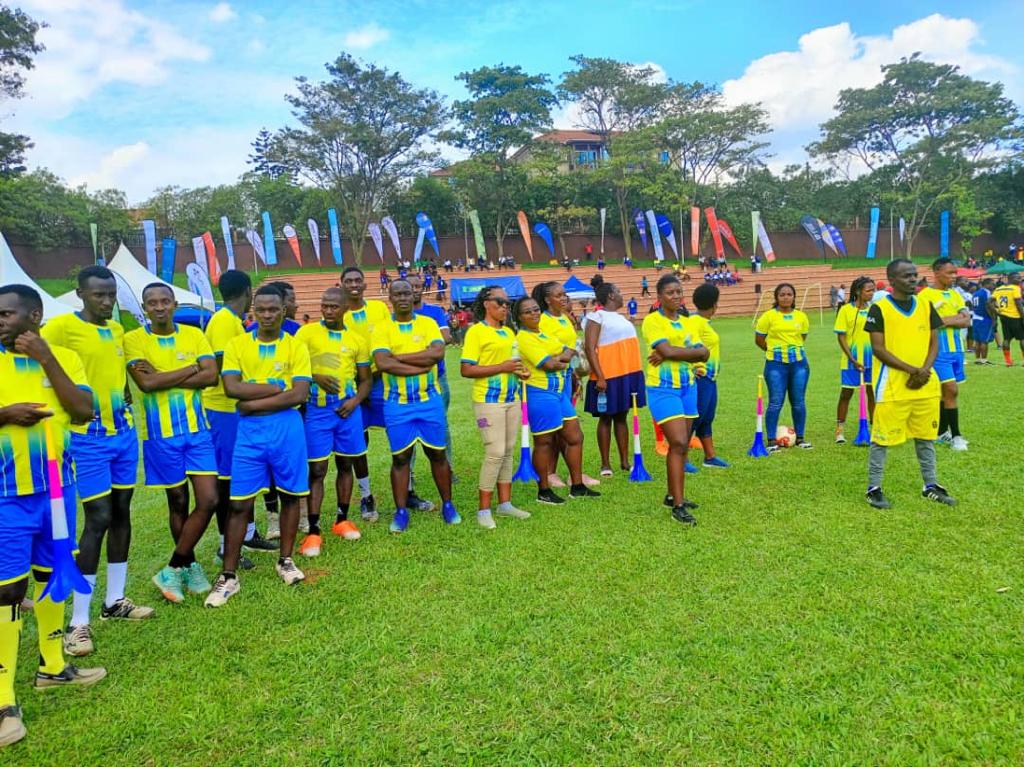 InsurancePax's tweet image. On this #ThrowbackThursday, we're throwing it back to the insurance gala that had our team stepping out of their comfort zones. We faced the challenges head-on and created unforgettable memories! 🌟💃

#InsuranceGalaThrowback #InsuranceGala #InsuranceGala23