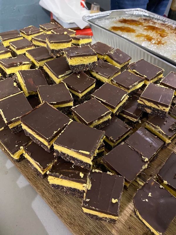 🇨🇦 High Commissioner <a href="/MGlauser5/">Mark Glauser</a> was pleased to perform the ceremonial puck drop at this special hockey event. The teams put on an grand display of talent and sportsmanship. 🇨🇦 Themed food and beverage were served and the attendees enjoyed music and trivia throughout the evening.