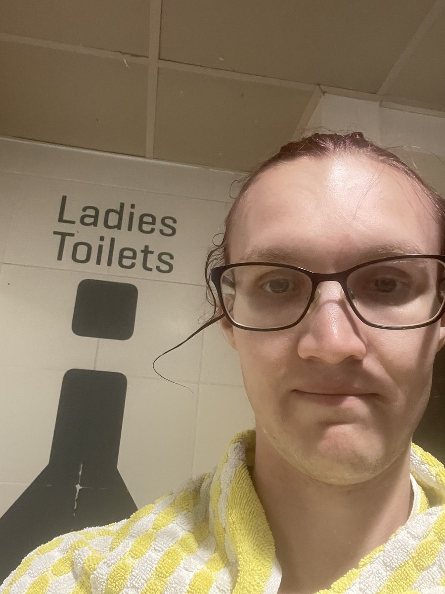 JammersMinde's tweet photo. These men know exactly what they are doing when they post pictures like this. 

It’s not about “pissing Terfs off”. It’s about showing women that men will and can do whatever they want, no matter how much women object. It’s male supremacy. 

#TransRightsAreMensWants https://t.co/8qAnuWxHAn