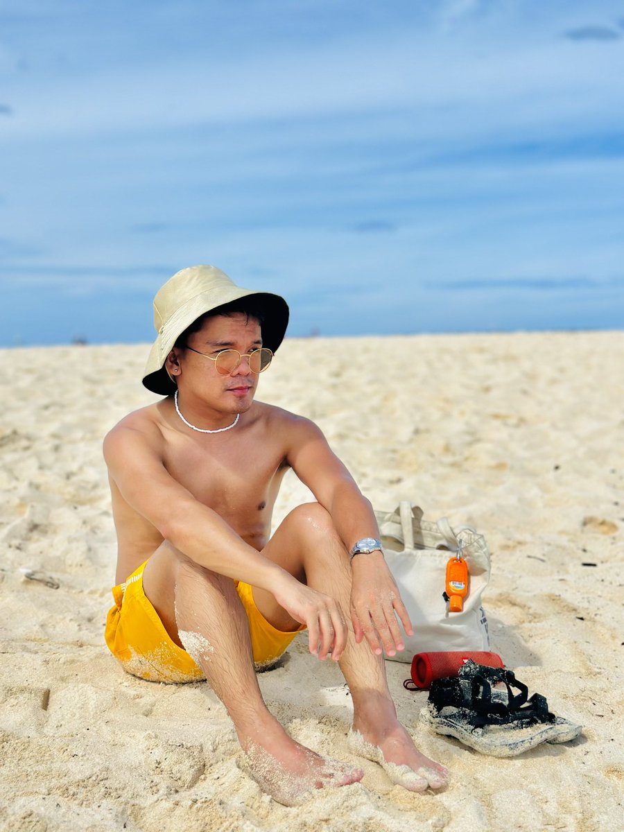 junjunkiddo's tweet photo. Essentials. https://t.co/Ss8pqBjvjv