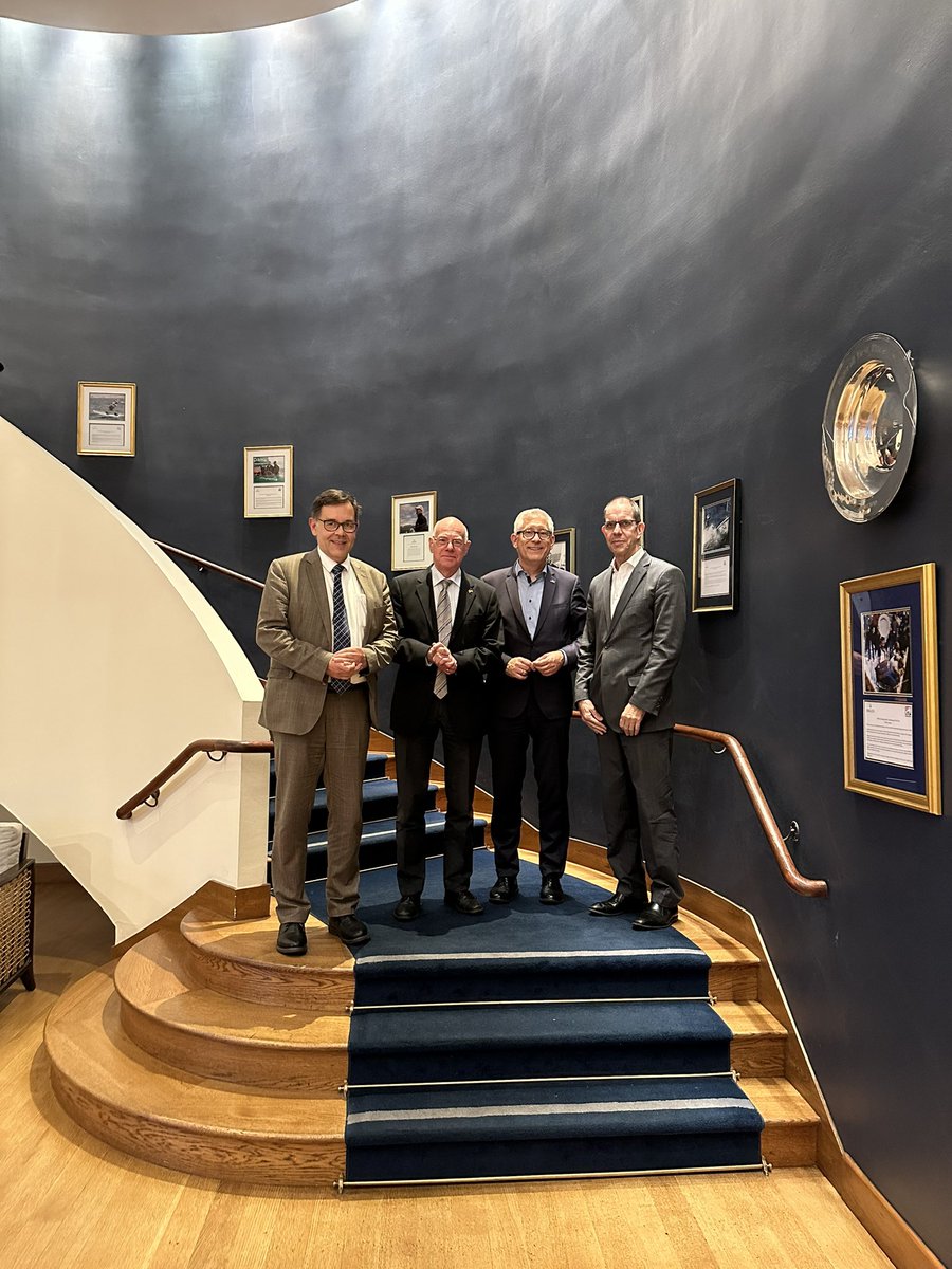 A great honor to welcome the former President of the 🇩🇪Bundestag (Federal Parliament) - current President of the <a href="/KASonline/">Adenauer-Stiftung</a> Prof. Dr. Norbert Lammert to San Francisco. He is accompanied by Dr. Gerhard Wahlers, Dep. Sec. Gen., Paul Linnarz and Dirk Hegen, <a href="/KAS_USA/">Konrad-Adenauer-Stiftung USA</a> . A big welcome!