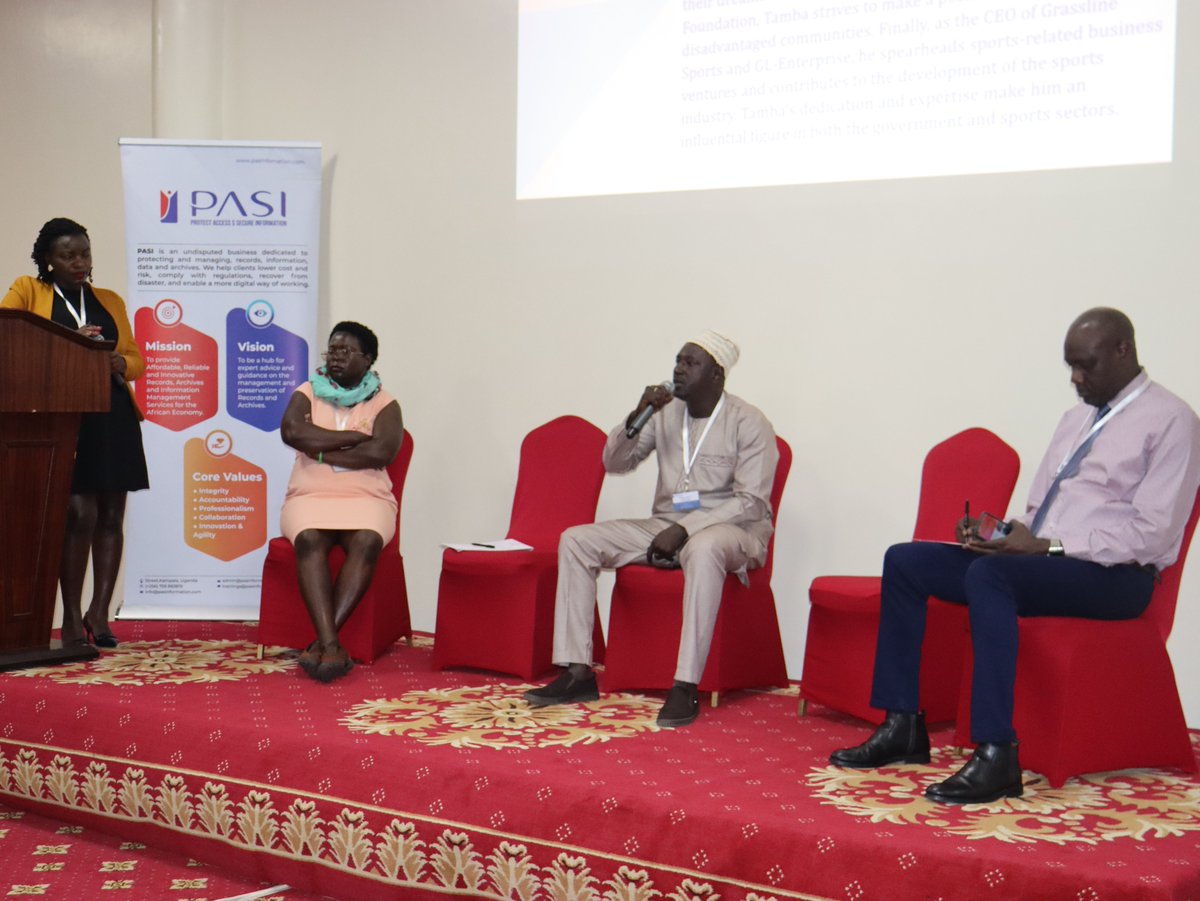 PASInformation's tweet photo. Lack of sufficient resources, changing #technology, lack of commitment and #information obesity are some of the #challenges that came up during the panel discussion on the challenges that institutions face in managing their #records 
#recordmanagement #informationtechnology #data https://t.co/3t9d42uYNm