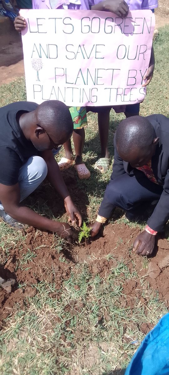 VillageC69991's tweet image. Follow this statement I love it