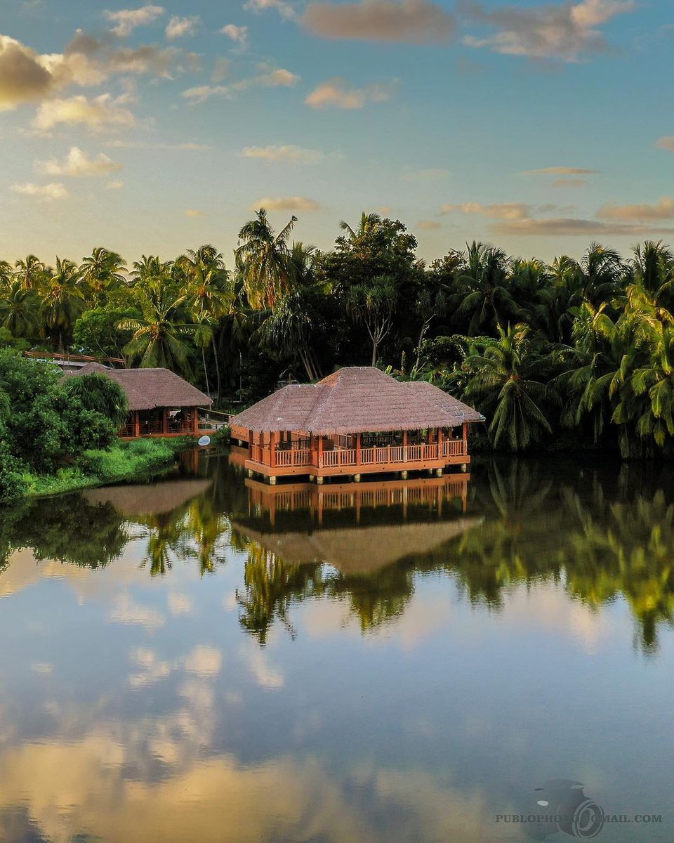 visitmaldives's tweet photo. More to Maldives than meets the eye! 

📷: @addhu_maldives
📍:  Bandaara Kilhi

#WorldsLeadingDestination2022 #Maldives #VisitMaldives #SunnySideofLife https://t.co/tFnDne9EMK