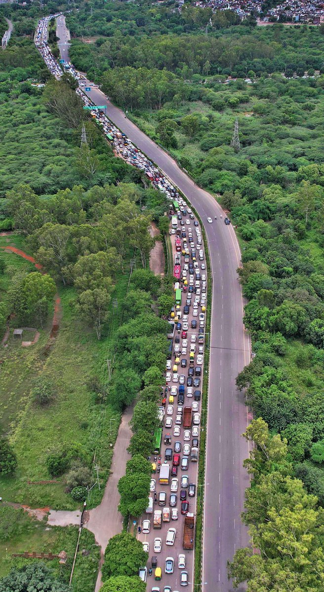 TRAFFIC ADVISORY :Huge traffic jam at sec 26 transport light point to manimajra housing board light point.
<a href="/AwesomeChd/">Awesome Chandigarh</a> 
<a href="/nagarkoti/">Rajinder S Nagarkoti रजिन्दर सिंह नगरकोटी</a> 
<a href="/DainikBhaskar/">Dainik Bhaskar</a>