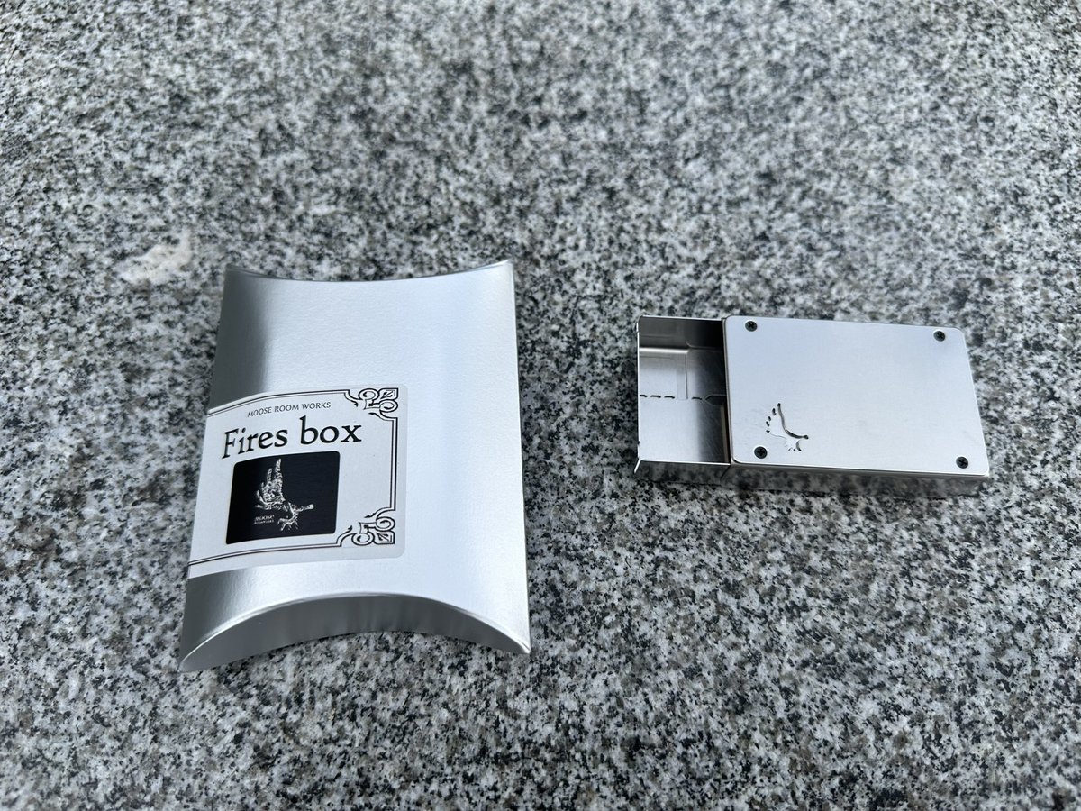bluerunner1978's tweet photo. MOOSE
(@moose20181122 )さんからFires box着弾です🥰
カッコイイです😆👍
#Firesbox
#MOOSEROOMWORKS https://t.co/ZFoNUtuCLx