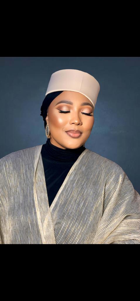 khadijakhubura's tweet photo. Have you seen a beautiful somebody today???  Let me brighten your day with my beautiful pictures. MASHA ALLAH. 💕💕💕💕💕
QUEEN.ENGR.DR.KHADIJA WAS BORN A QUEEN❤️💕😂🤩😍🥰
The first slide was my other option for turban, but we voted and I finally choose the cream colour turban. 
Pick your best slide and let me know
