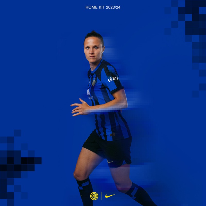 Inter's tweet photo. La nostra Official Jersey 2023/24 insieme a @nikefootball 🖤💙
Paramount Plus sarà Official Front Jersey Partner ed eBay continuerà ad essere lo Sleeve Partner 🤝

#IMInter https://t.co/Bbb9zjzuS4