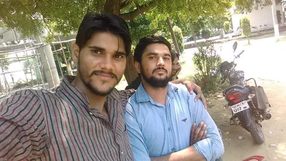 GdChahar's tweet photo. प्रिय भाई राहुल सारस्वत जी को जन्मदिवस की ढेरसारी शुभकामनाएं एवं बधाई। ईश्वर से प���रार्थना है कि आप दीर्घायु हों एवं आपका स्वास्थ्य हमेशा उत्तम रहे।@TheHinduRahul https://t.co/xWKKa5PlMx