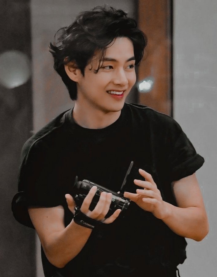 archivefortae's tweet photo. Missing him https://t.co/QkE4Bm7sm3