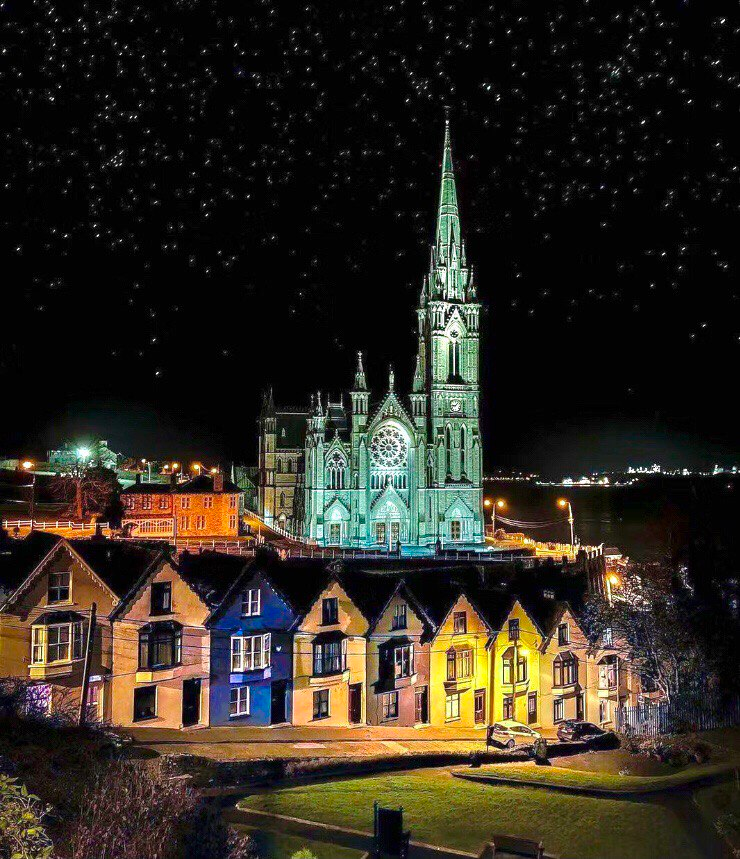 Grace_Ryan1's tweet photo. Is this your kind of starry night view? Anyway I love it ..........🥰🥰🥰🌃❤️
#photograph #night https://t.co/b4iLncF4GJ
