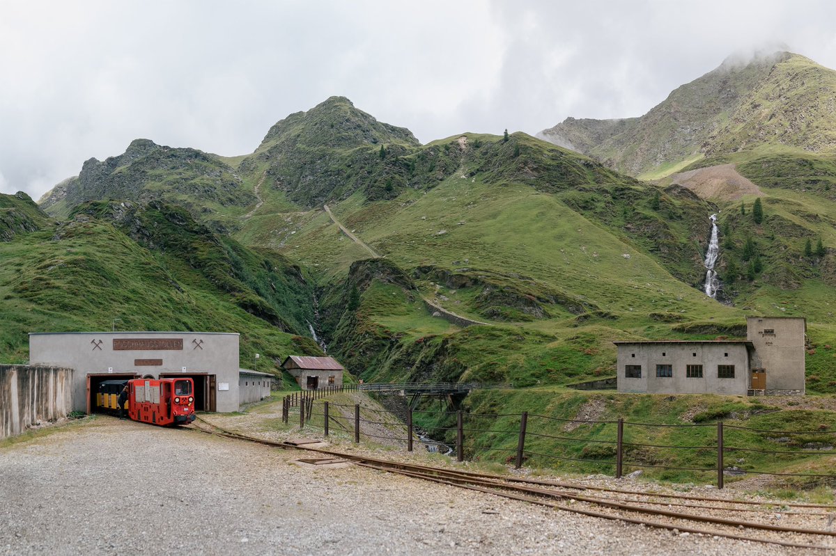 #Sperimentazione, #innovazione e #ricerca degli elementi qualitativi dei vini alla base del progetto “argentum bonum #Silberstollen” di <a href="/ElenaWalch/">Elena Walch</a>, realtà vitivinicola altoatesina, che coinvolge piccole selezioni di vini e l’ex #miniera d’#argento #Schneeberg in #ValRidanna al