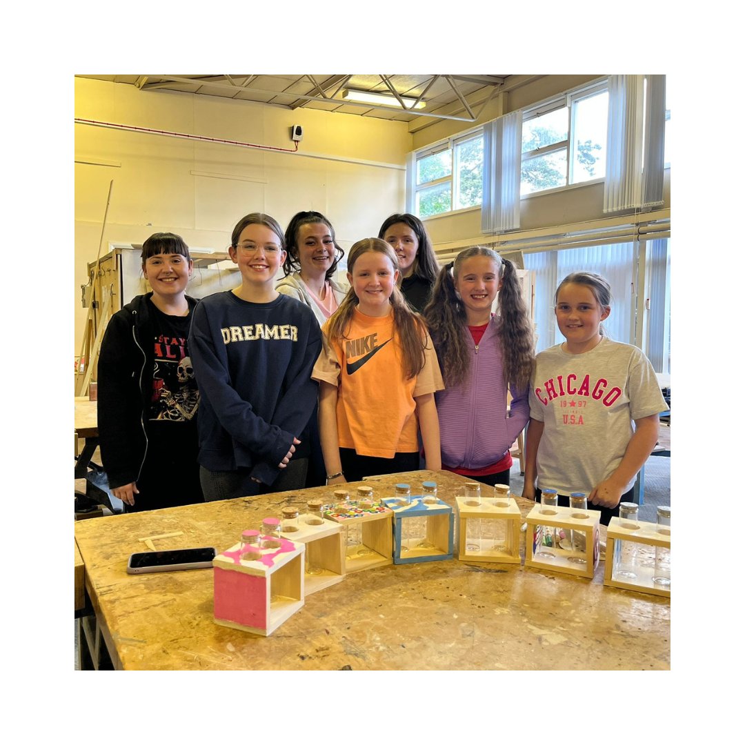 womenstec's tweet photo. Throwback to the amazing Girl Guides from the 41st Belfast Unit who proved it's #NotJustForBoys! 🤩 They had a go at bricklaying, basic home maintenance, joinery and even made test-tube holders to take home! 🤗 #girlsinconstruction #ThrowbackThursday #GirlGuides #DIYClass https://t.co/1Suvx2p6OY