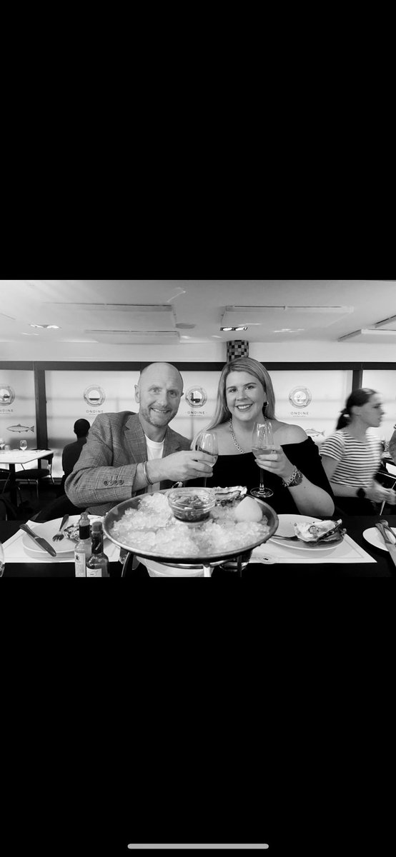 leanne_elliot's tweet photo. Amazing #oysters thanks to @OndineEdin for fantastic food &amp; service as always #seafood #EDINBURGH they do an oyster 🦪 happy hour, don’t walk … run 👌🏻 https://t.co/qe3xrmm2Is
