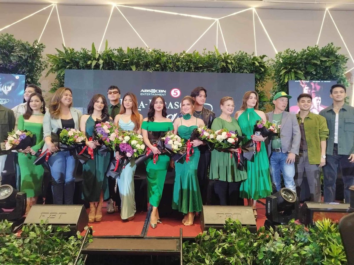 Official PEP.ph tweet media