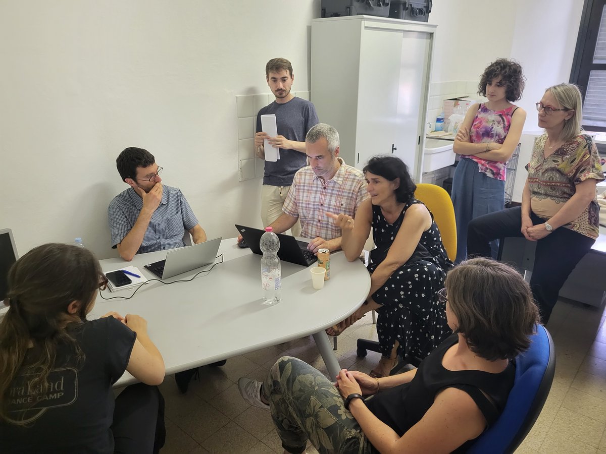unipv's tweet photo. Sono stati presentati i primi risultati del progetto @ProgettoQ "ResQ - Deperimento della quercia nei boschi planiziali: studio multidisciplinare per la selezione di risorse genetiche resistenti” coordinato da #unipv https://t.co/1AdBeePOAI https://t.co/LPBdwSuHwa