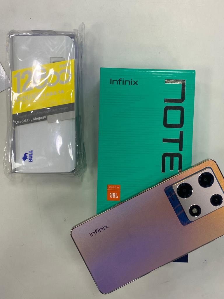 infinixuganda's tweet image. Sale!! Sale!! 
Buy the #NOTE30series and get gifts such as power banks &amp;amp; much more. 
Rush to Banana Phone World on Kampala Boulevard or call 0789872421 /0742070612