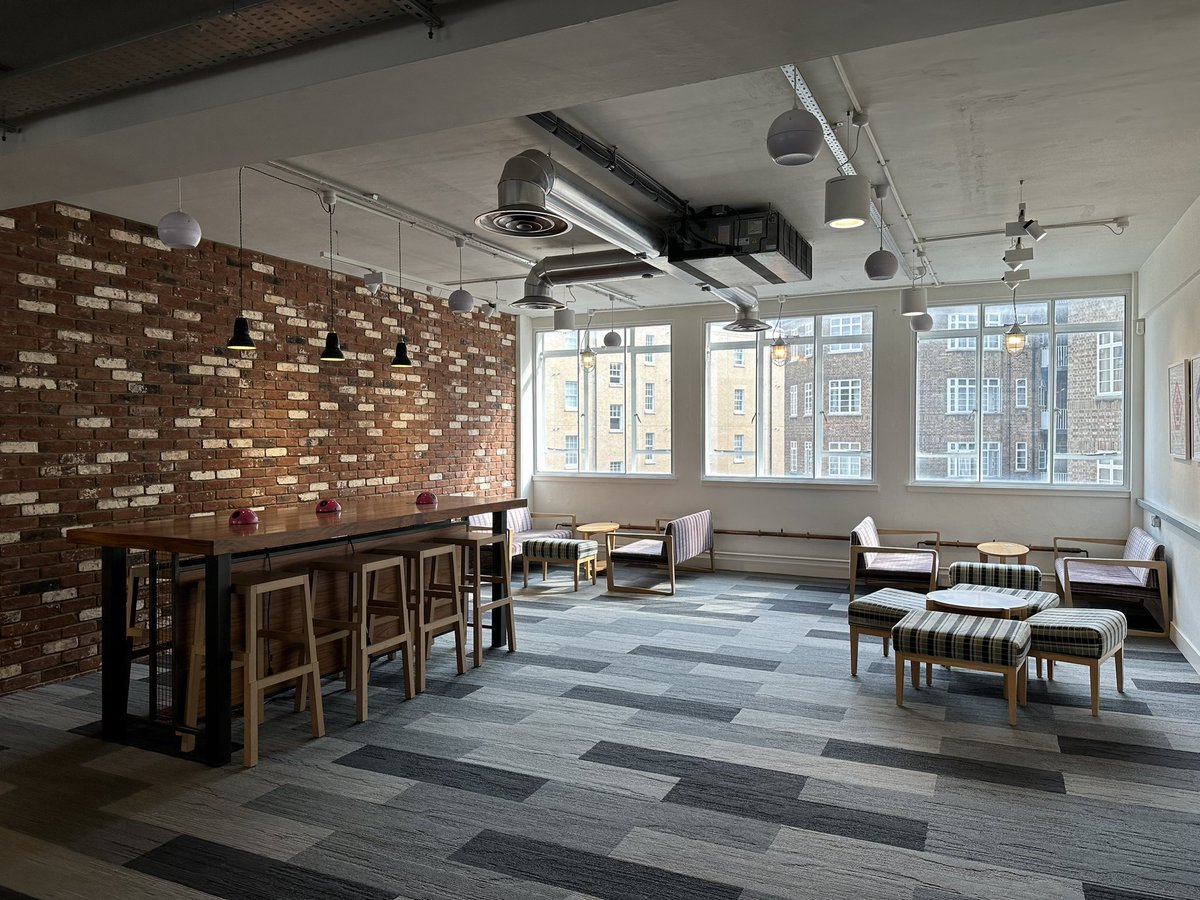 MandyPearse's tweet photo. Looking forward to delivering Stakeholder Engagement in person today for @CIPR_Global at the lovely @etcvenues near Marble Arch. #CIPRlearn https://t.co/JnhUY6WNZk