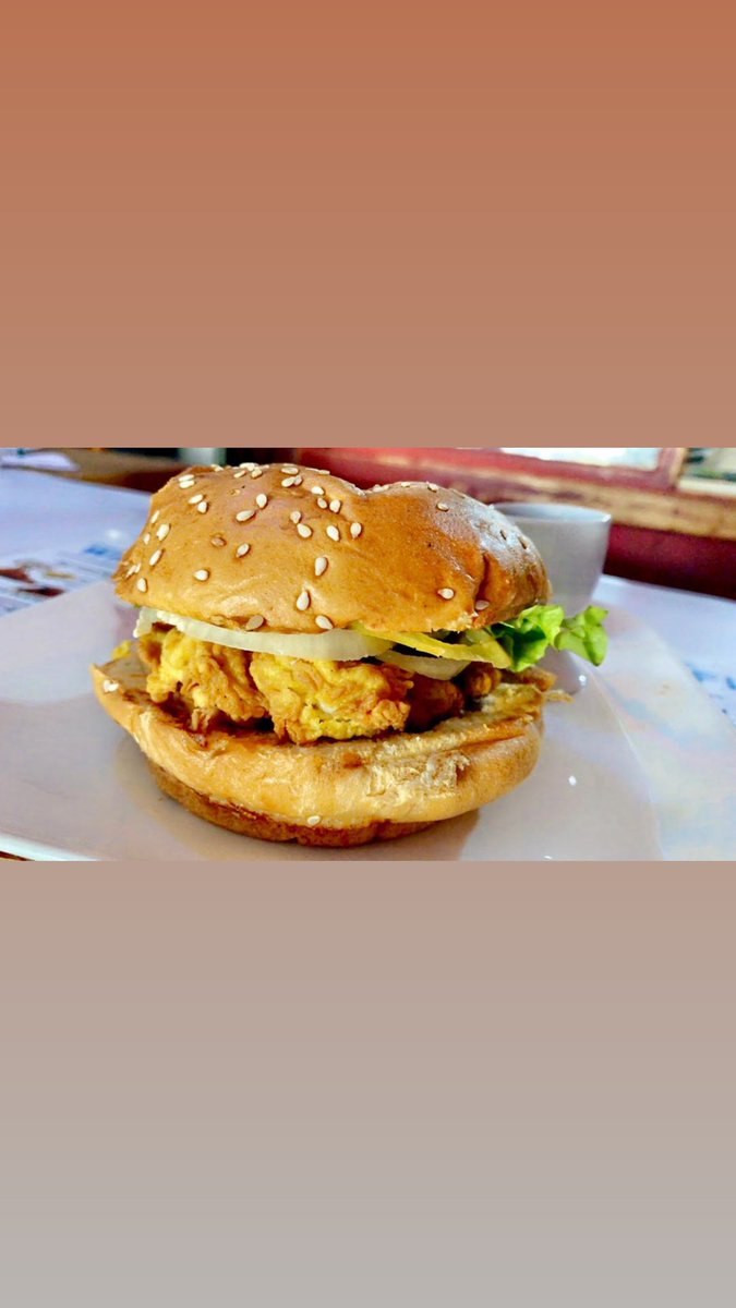 Plasta Inc Cafe & L tweet media