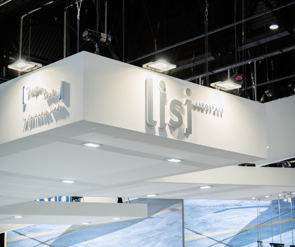 ✈️Du mouvement dans l'aéronautique

Emmanuel Viellard, Directeur Général de LISI, a été nommé Commissaire Général du <a href="/salondubourget/">Paris Air Show</a> 

🤝Avec cette nomination, c’est l’ensemble du Groupe LISI qui est ainsi reconnu comme acteur majeur de l’Aéronautique mondial. 

<a href="/GifasOfficiel/">GIFAS</a>