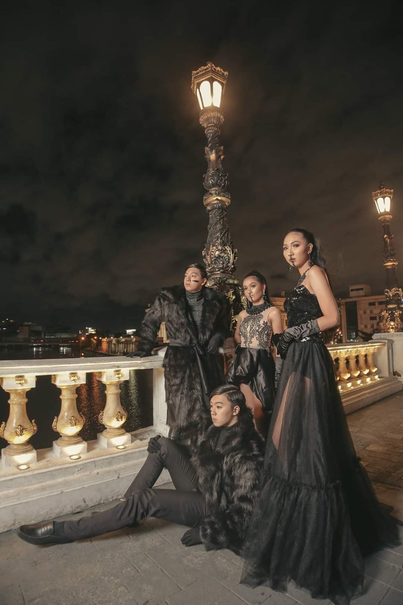 clifforddaing's tweet photo. PARISIAN en VOGUE
Designer: Clifford A Daing  
Photo: Vince Corpuz
MUA: Kit Ramirez Gozon 
Hair: Rudy Evengelista
Models: Thea David  Patrisha Asuncion David Yoo Daniel Y. Yoo 
#clifforddaing #cliffd #cliffdcreations #glamthatway  #phillipines🇵🇭 
#filipinodesigner #asiandesigner https://t.co/EqXFoaUTrM