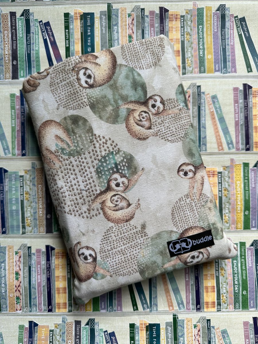 It’s been quite a while since I’ve managed to stock up my Etsy shop but it’s now full, including this new design - the sloth! 🦥 

Link to Etsy shop in my bio!👆🏻

#buddle #buddlebook #bookbuddle
