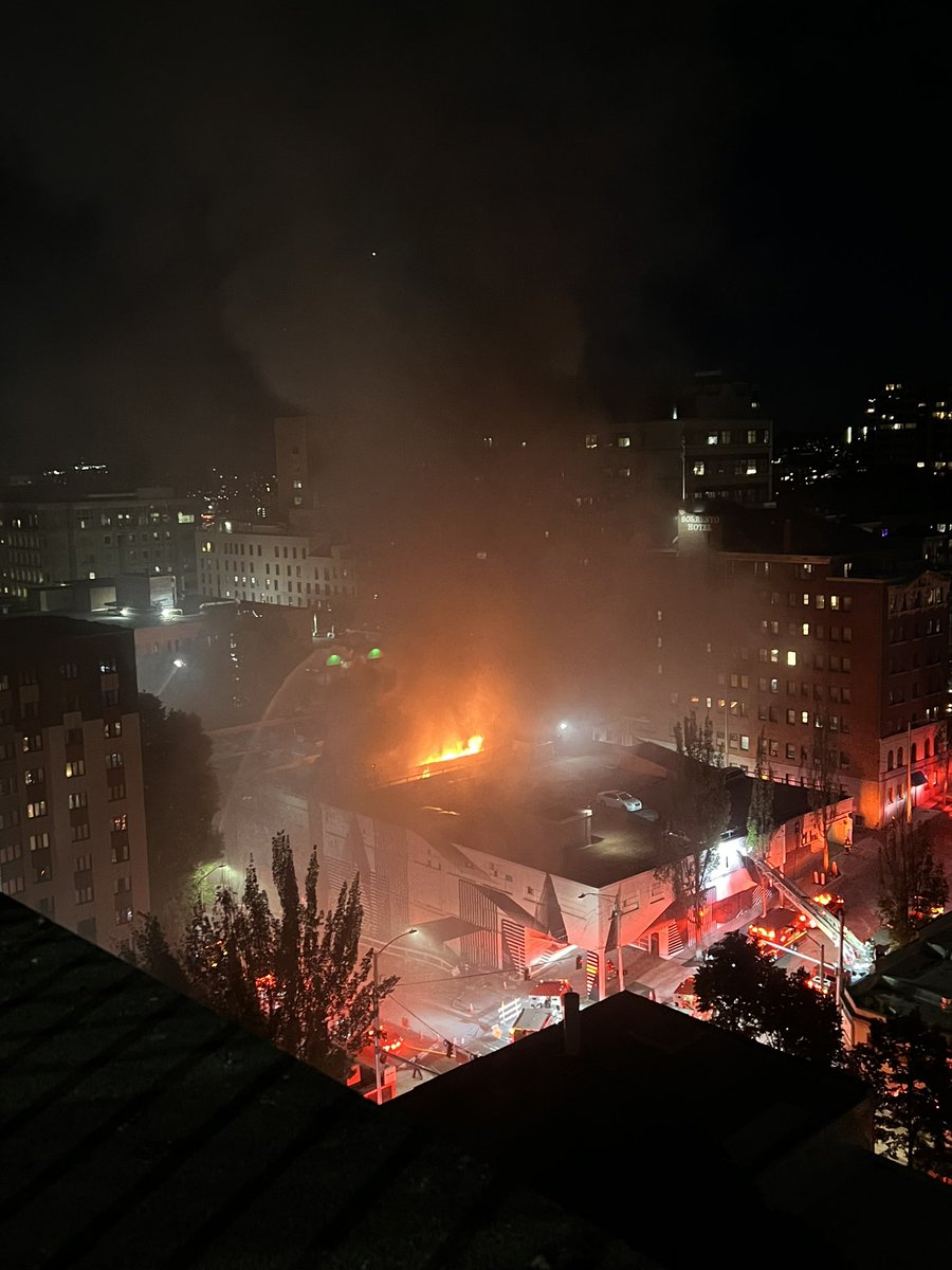 laineyddm's tweet photo. @SeattleFire https://t.co/mHx7zR3PDK