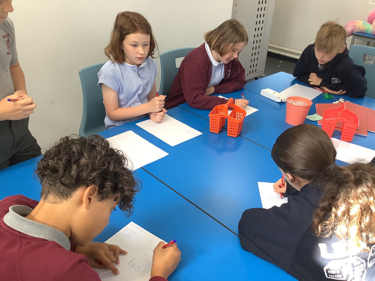 VanGogh_BPS's tweet photo. Douglas finance team are working hard calculating investment and profits this morning. @Ringgold_BPS @Mackintosh_BPS @BlackrodPSch @BlackrodPTFA https://t.co/j38xw45CW8