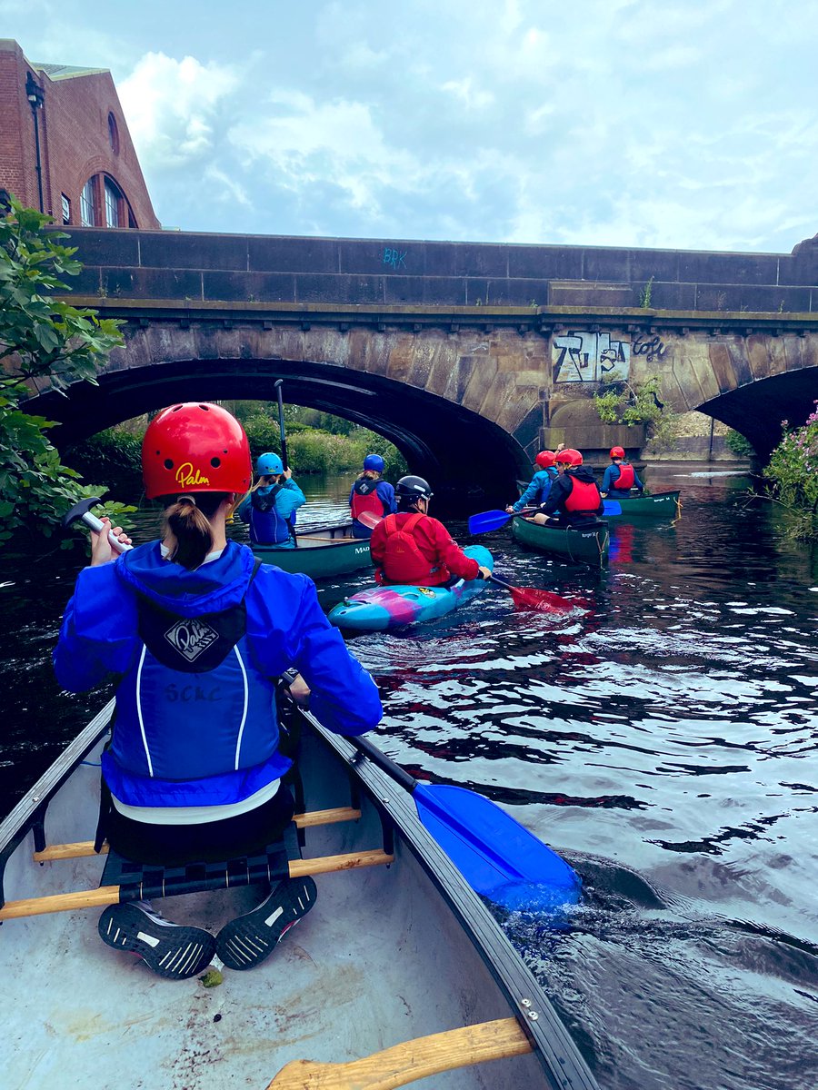 DrLouMur's tweet photo. South Yorkshire regional trainee well-being day yesterday. Talks on neurodivergence, MSK health in anaesthetists, self care and burnout recognition and prevention plus a variety of activities &amp; networking with other trainees outside work (&amp; fab food!) made for a wonderful day 🙏🏻 https://t.co/zZ6olIHKLv