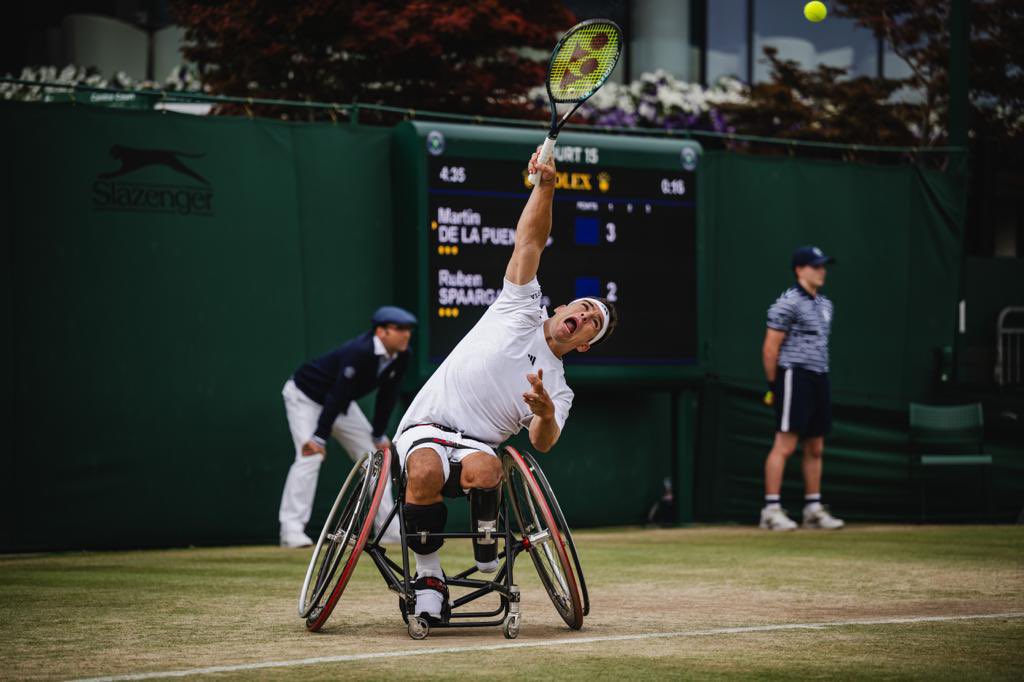 🇬🇧A SEMIFINALES DE <a href="/Wimbledon/">Wimbledon</a> 2023!!!
El tenis en silla español 🇪🇸 vuelve a hacer historia
VAMOS CON TODO !!!
<a href="/ITFTennis/">ITF</a> @EnXogo_tvG2 <a href="/lavozdegalicia/">La Voz de Galicia</a> <a href="/Farodevigo/">Faro de Vigo</a> <a href="/AtlanticoDiario/">Atlántico</a> <a href="/EFEnoticias/">EFE Noticias</a> <a href="/MarcaTMF/">MARCA Polideportivo</a> <a href="/vamos/">Vamos</a> <a href="/anasalaslozano/">Ana Salas Lozano</a> <a href="/JAMielgo/">Jose Antonio Mielgo</a> <a href="/robercarretero/">Roberto Carretero Tenis</a> <a href="/deportegob/">CSD</a> <a href="/MigueldiazFtm/">MigueldiazRFET</a>